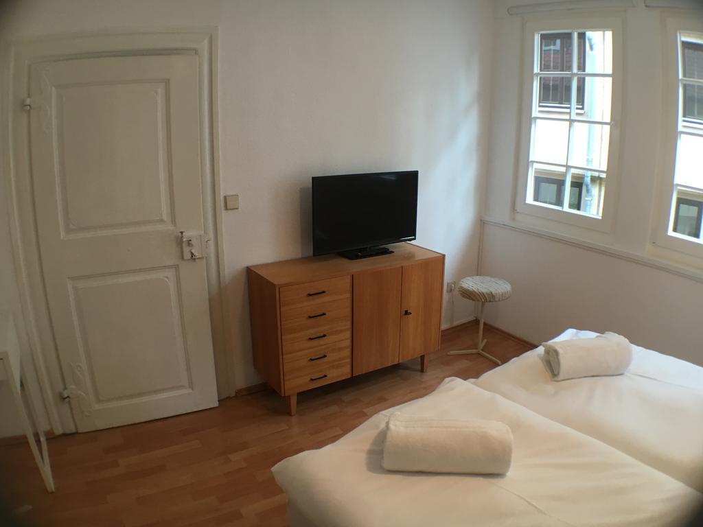 Privatzimmer In Bester Altstadtlage Tübingen Cameră foto