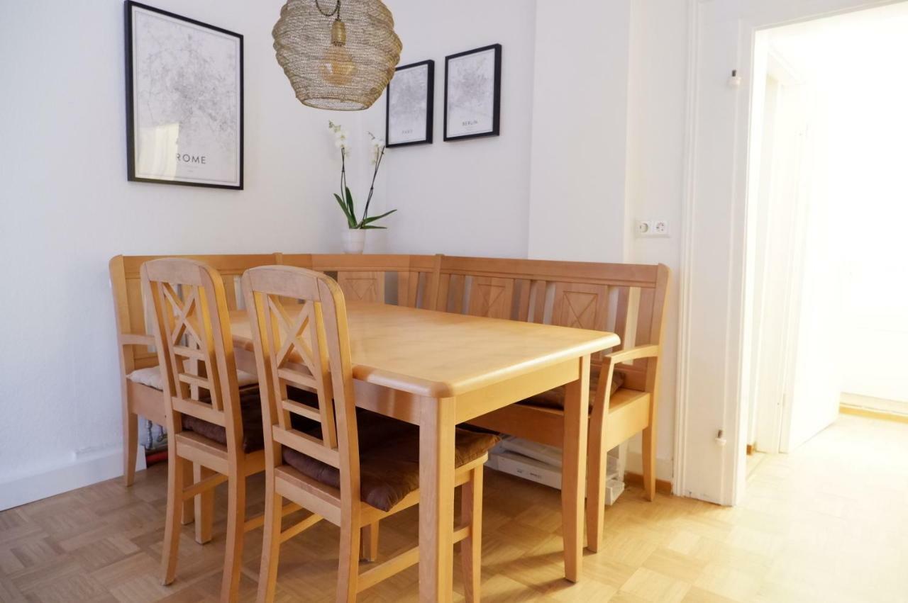 Privatzimmer In Bester Altstadtlage Tübingen Exterior foto