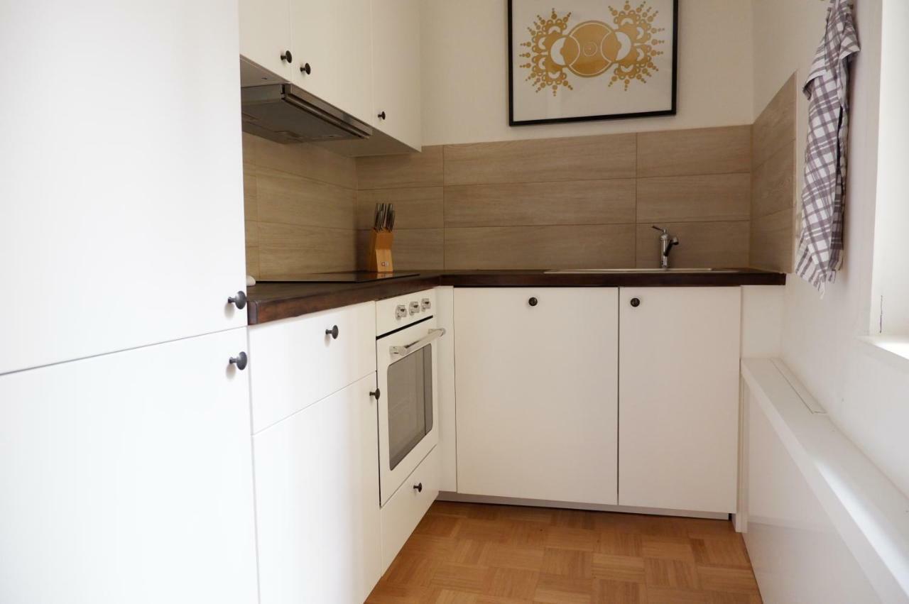 Privatzimmer In Bester Altstadtlage Tübingen Exterior foto